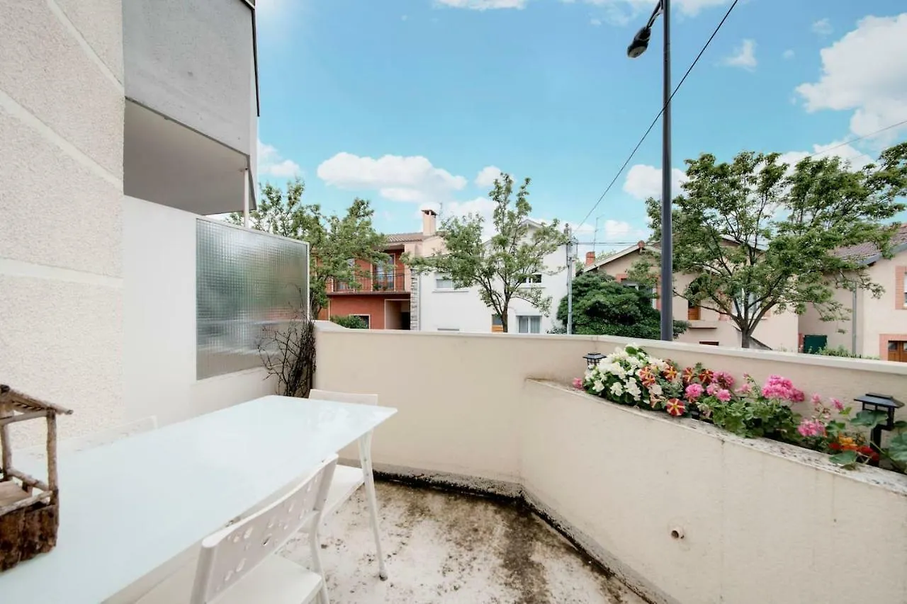:) Grand Studio Lumineux A Toulouse Et Parking Apartment