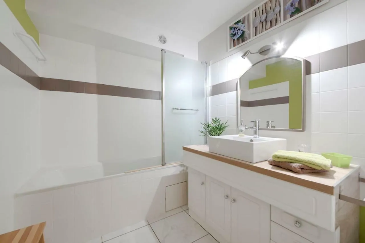 Apartment :) Grand Studio Lumineux A Toulouse Et Parking
