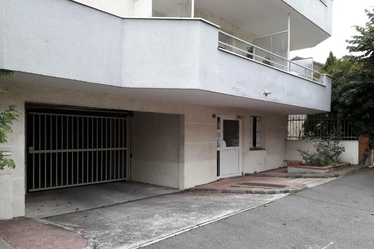 :) Grand Studio Lumineux A Toulouse Et Parking Apartment